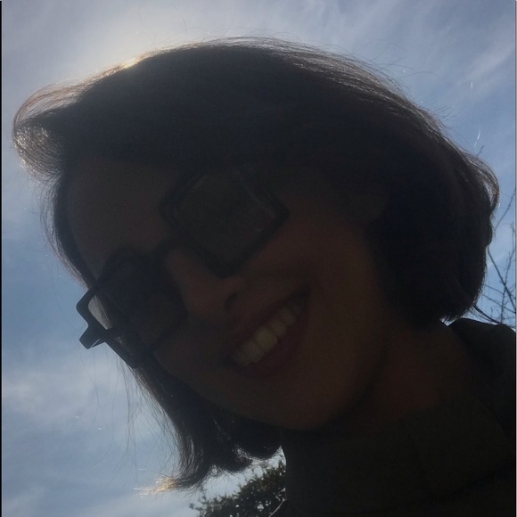 Meet your Posher, Javaneh - Picture 1 of 1